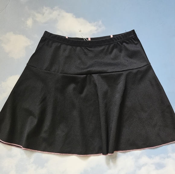 Black Circle Skirt with Pink Bow Accents Flowy Feminine Skirt Kawaii Flirty Bow - Picture 13 of 13